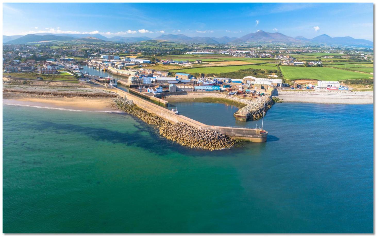 Cosy Couples Retreat At The Coop With Hot Tub Villa Kilkeel Ngoại thất bức ảnh